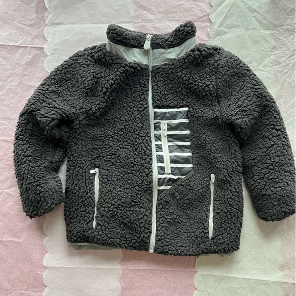 GUC Cubcoat 6-7 boys jacket zippered pocket portable panda pouch coat - Picture 9 of 16